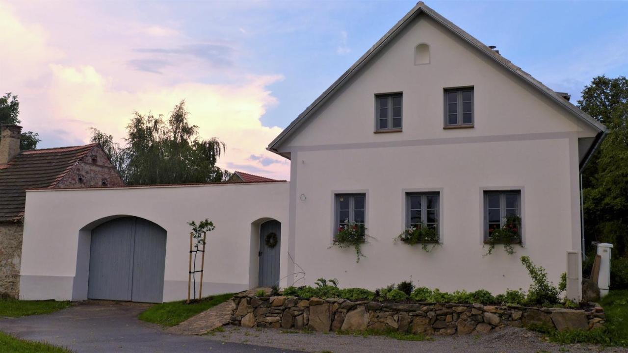 Orechovy Dvur Velke Nepodrice Extérieur photo